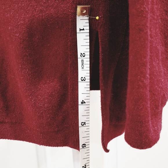 GAP Maroon sweater size M - Picture 6 of 13